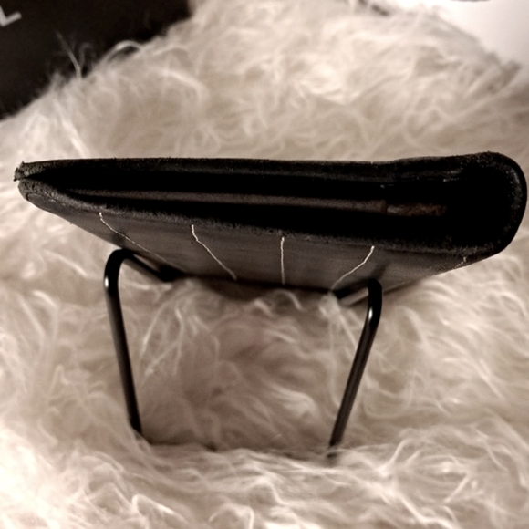 Chanel Mademoiselle Wallet in Good Condition - Picture 6 of 17